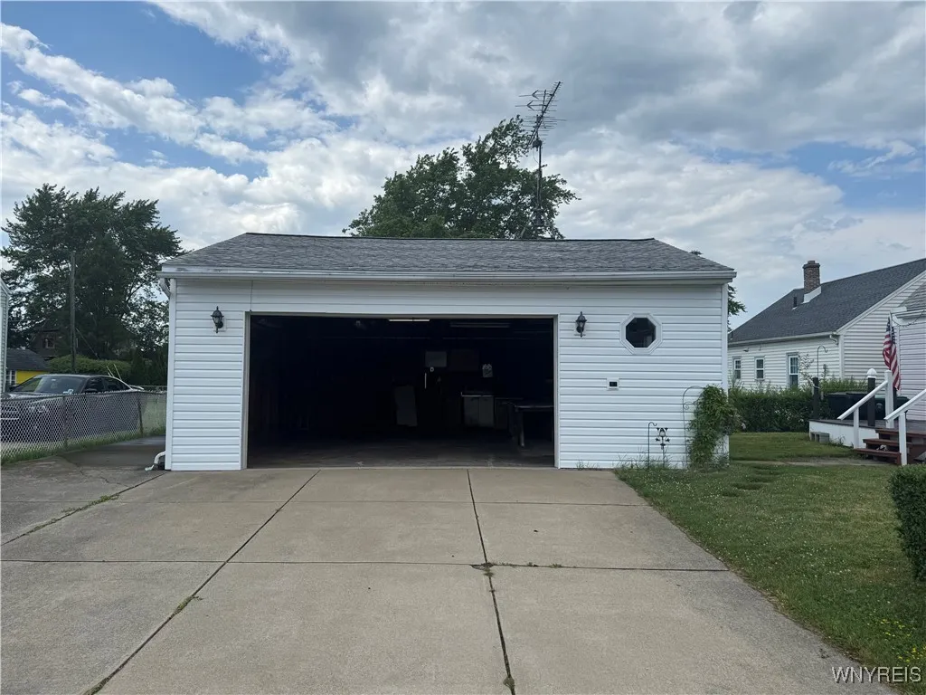 178 Highland Avenue, Tonawanda-city, New York 1415, Tonawanda, New York 14150, 4 Bedrooms Bedrooms, 7 Rooms Rooms,1 BathroomBathrooms,Residential,For Sale,178 Highland Avenue, Tonawanda-city, New York 1415,B1602645