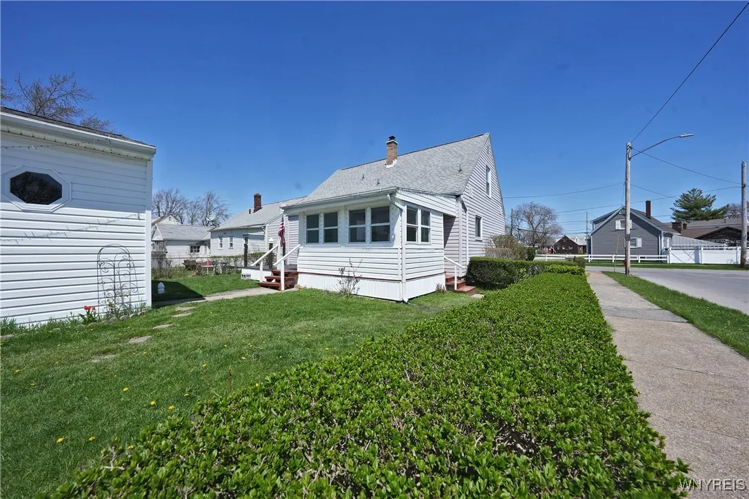 178 Highland Avenue, Tonawanda-city, New York 1415, Tonawanda, New York 14150, 4 Bedrooms Bedrooms, 7 Rooms Rooms,1 BathroomBathrooms,Residential,For Sale,178 Highland Avenue, Tonawanda-city, New York 1415,B1602645