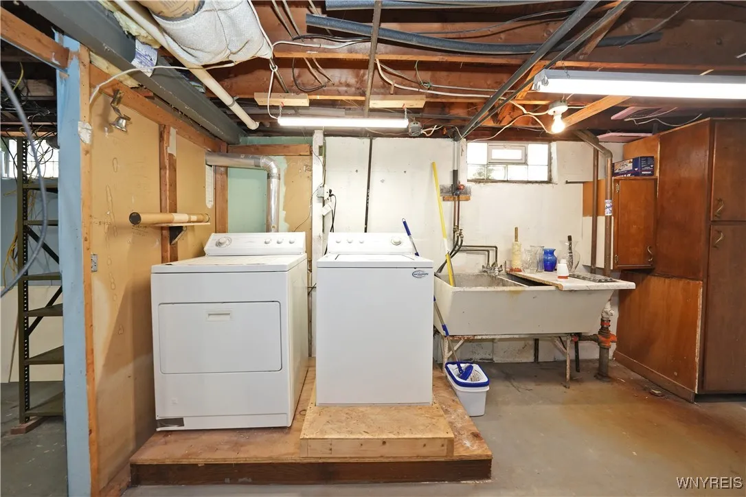 178 Highland Avenue, Tonawanda-city, New York 1415, Tonawanda, New York 14150, 4 Bedrooms Bedrooms, 7 Rooms Rooms,1 BathroomBathrooms,Residential,Closed,178 Highland Avenue, Tonawanda-city, New York 1415,0,B1602645