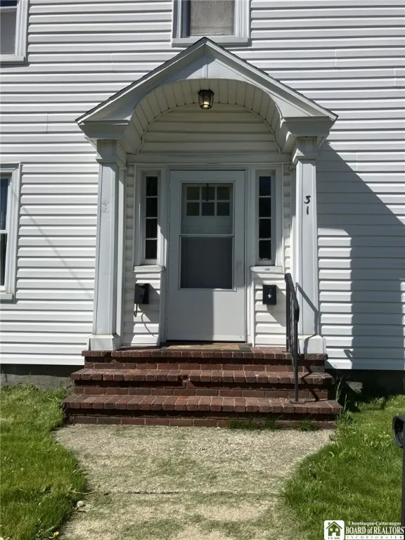 31 Falconer Street, Jamestown, New York 14701, Jamestown, New York 14701, 4 Bedrooms Bedrooms, ,2 BathroomsBathrooms,Residential,Closed,31 Falconer Street, Jamestown, New York 14701,0,R1602682