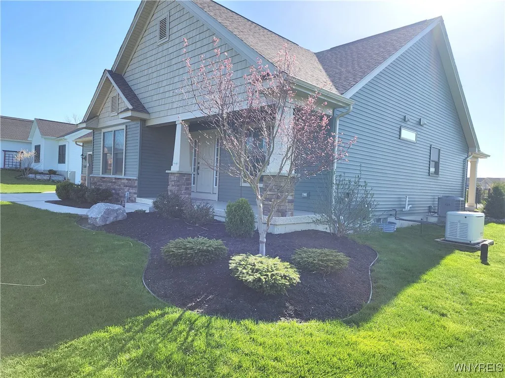 5260 Murphy Road, Orchard Park, New York 14127, Orchard Park, New York 14127, 3 Bedrooms Bedrooms, 8 Rooms Rooms,2 BathroomsBathrooms,Residential,Closed,5260 Murphy Road, Orchard Park, New York 14127,0,B1602755