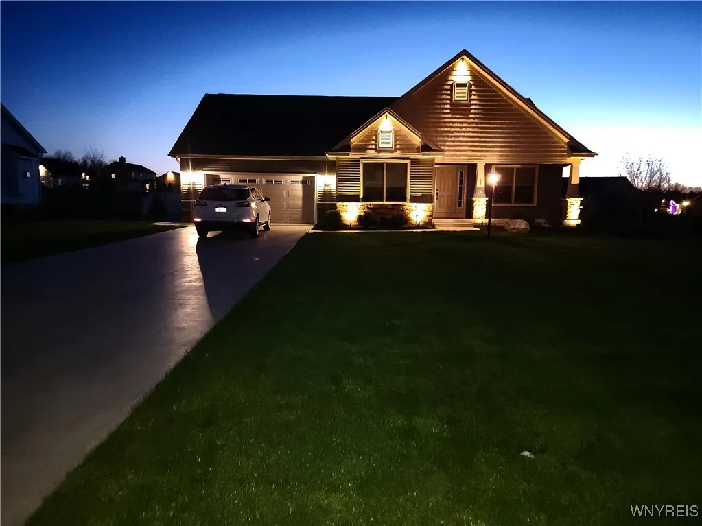 5260 Murphy Road, Orchard Park, New York 14127, Orchard Park, New York 14127, 3 Bedrooms Bedrooms, 8 Rooms Rooms,2 BathroomsBathrooms,Residential,Closed,5260 Murphy Road, Orchard Park, New York 14127,0,B1602755