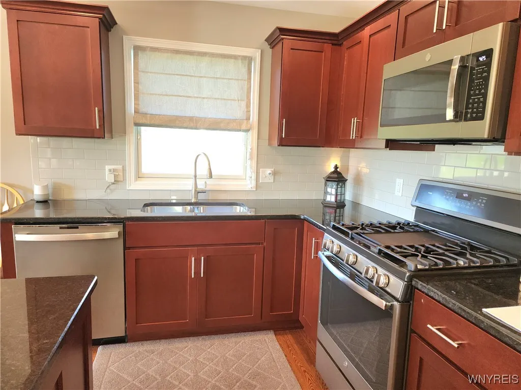 5260 Murphy Road, Orchard Park, New York 14127, Orchard Park, New York 14127, 3 Bedrooms Bedrooms, 8 Rooms Rooms,2 BathroomsBathrooms,Residential,Closed,5260 Murphy Road, Orchard Park, New York 14127,0,B1602755