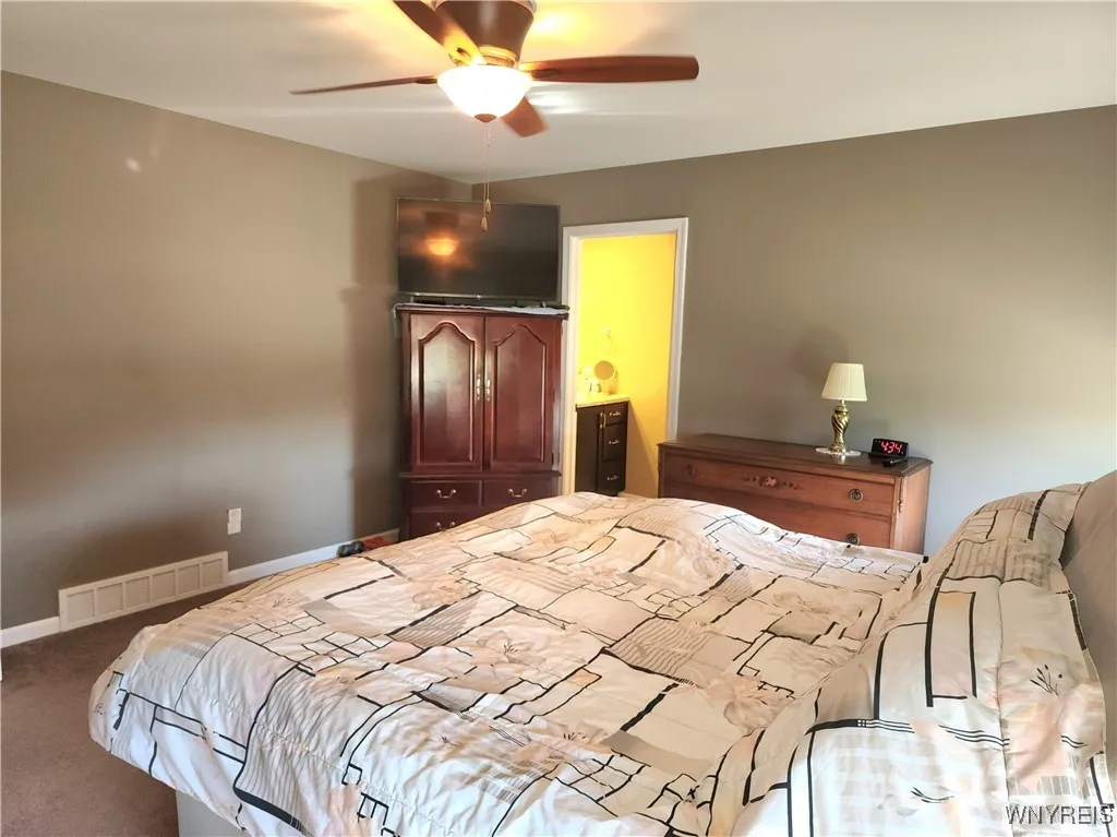 5260 Murphy Road, Orchard Park, New York 14127, Orchard Park, New York 14127, 3 Bedrooms Bedrooms, 8 Rooms Rooms,2 BathroomsBathrooms,Residential,Closed,5260 Murphy Road, Orchard Park, New York 14127,0,B1602755