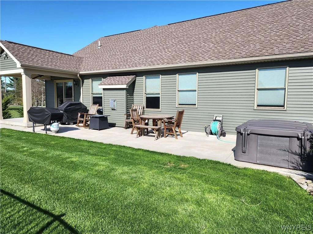 5260 Murphy Road, Orchard Park, New York 14127, Orchard Park, New York 14127, 3 Bedrooms Bedrooms, 8 Rooms Rooms,2 BathroomsBathrooms,Residential,Closed,5260 Murphy Road, Orchard Park, New York 14127,0,B1602755