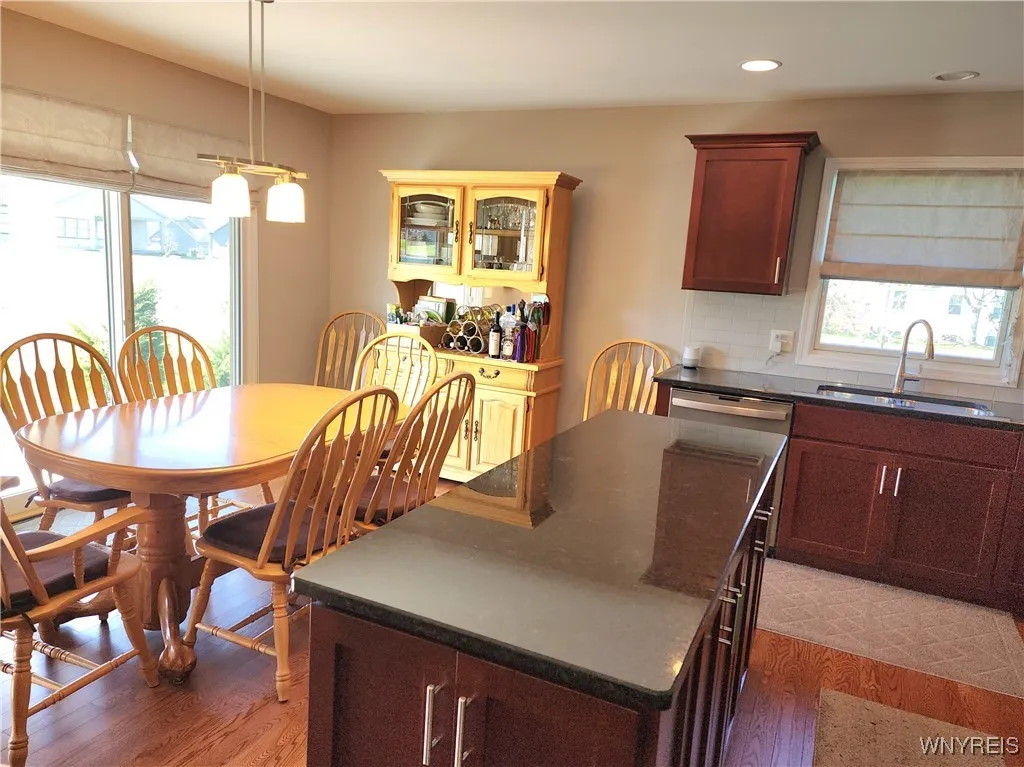 5260 Murphy Road, Orchard Park, New York 14127, Orchard Park, New York 14127, 3 Bedrooms Bedrooms, 8 Rooms Rooms,2 BathroomsBathrooms,Residential,Closed,5260 Murphy Road, Orchard Park, New York 14127,0,B1602755