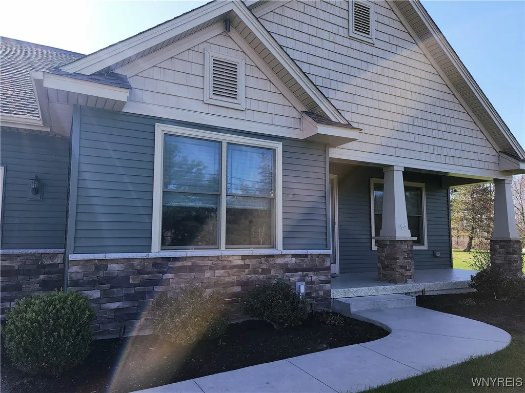 5260 Murphy Road, Orchard Park, New York 14127, Orchard Park, New York 14127, 3 Bedrooms Bedrooms, 8 Rooms Rooms,2 BathroomsBathrooms,Residential,Closed,5260 Murphy Road, Orchard Park, New York 14127,0,B1602755