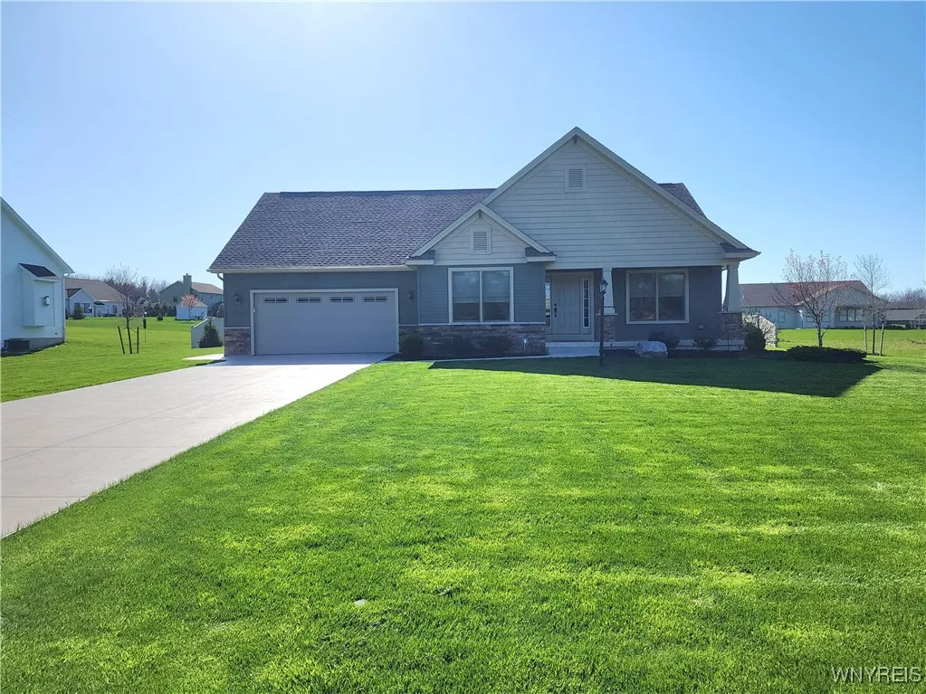 5260 Murphy Road, Orchard Park, New York 14127, Orchard Park, New York 14127, 3 Bedrooms Bedrooms, 8 Rooms Rooms,2 BathroomsBathrooms,Residential,Closed,5260 Murphy Road, Orchard Park, New York 14127,0,B1602755