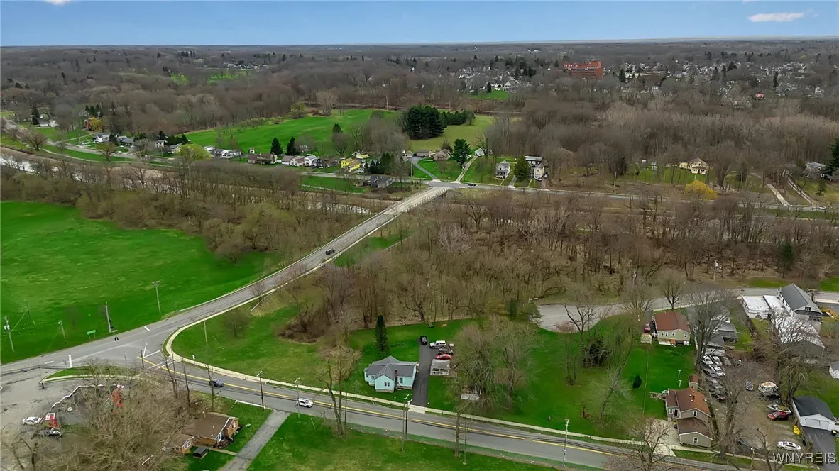 82 Lake Avenue, Lockport-city, New York 14094, Lockport City, New York 14094, 2 Bedrooms Bedrooms, 7 Rooms Rooms,1 BathroomBathrooms,Residential,For Sale,82 Lake Avenue, Lockport-city, New York 14094,0,B1600643