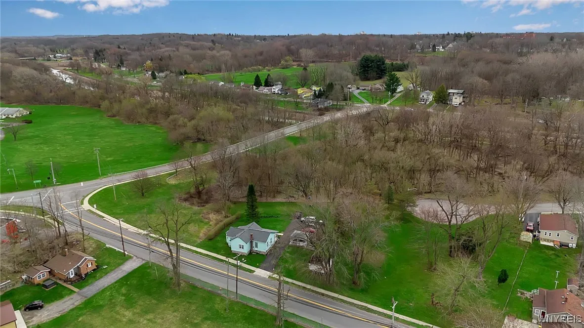 82 Lake Avenue, Lockport-city, New York 14094, Lockport City, New York 14094, 2 Bedrooms Bedrooms, 7 Rooms Rooms,1 BathroomBathrooms,Residential,For Sale,82 Lake Avenue, Lockport-city, New York 14094,0,B1600643