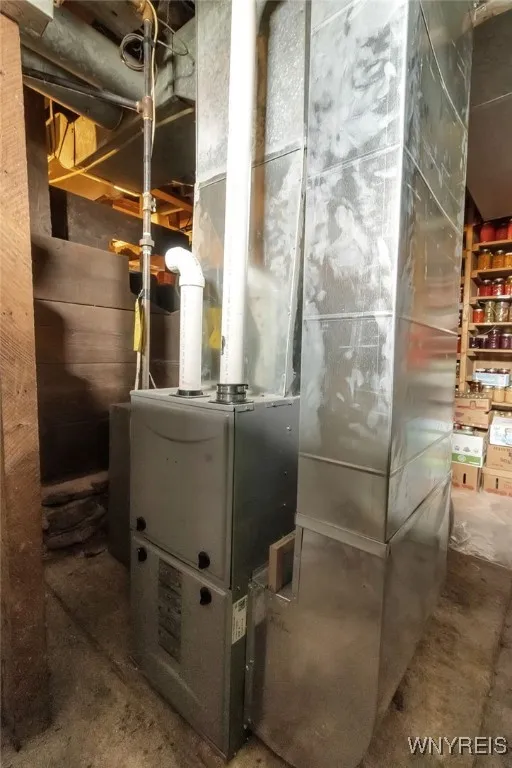 82 Lake Avenue, Lockport-city, New York 14094, Lockport City, New York 14094, 2 Bedrooms Bedrooms, 7 Rooms Rooms,1 BathroomBathrooms,Residential,For Sale,82 Lake Avenue, Lockport-city, New York 14094,0,B1600643