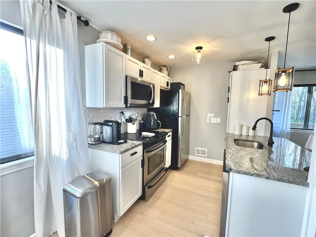 65 Milrace Drive, East Rochester, New York 14445, East Rochester, New York 14445, 2 Bedrooms Bedrooms, 4 Rooms Rooms,1 BathroomBathrooms,Residential,Closed,65 Milrace Drive, East Rochester, New York 14445,0,R1603098