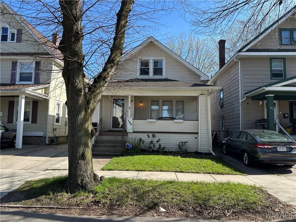 185 Villa Avenue, Buffalo, New York 14216, Buffalo, New York 14216, 3 Bedrooms Bedrooms, ,2 BathroomsBathrooms,Residential,Closed,185 Villa Avenue, Buffalo, New York 14216,0,B1602871