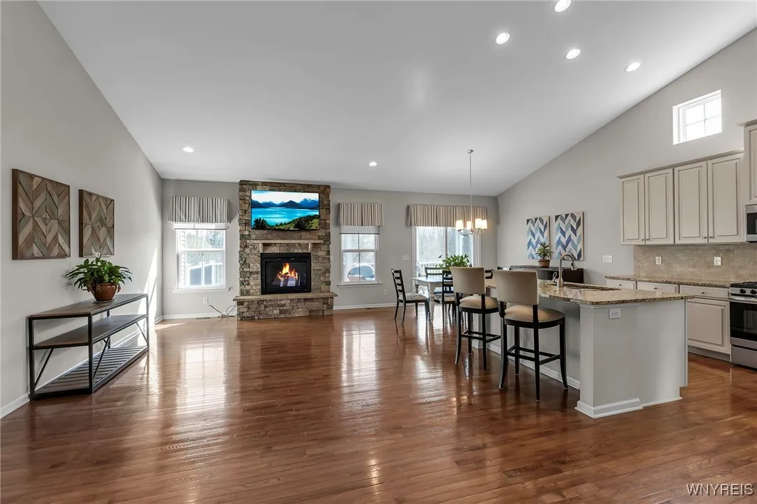 71 Sonnet Drive, Orchard Park, New York 14127, Orchard Park, New York 14127, 4 Bedrooms Bedrooms, 8 Rooms Rooms,3 BathroomsBathrooms,Residential,Closed,71 Sonnet Drive, Orchard Park, New York 14127,0,B1599454