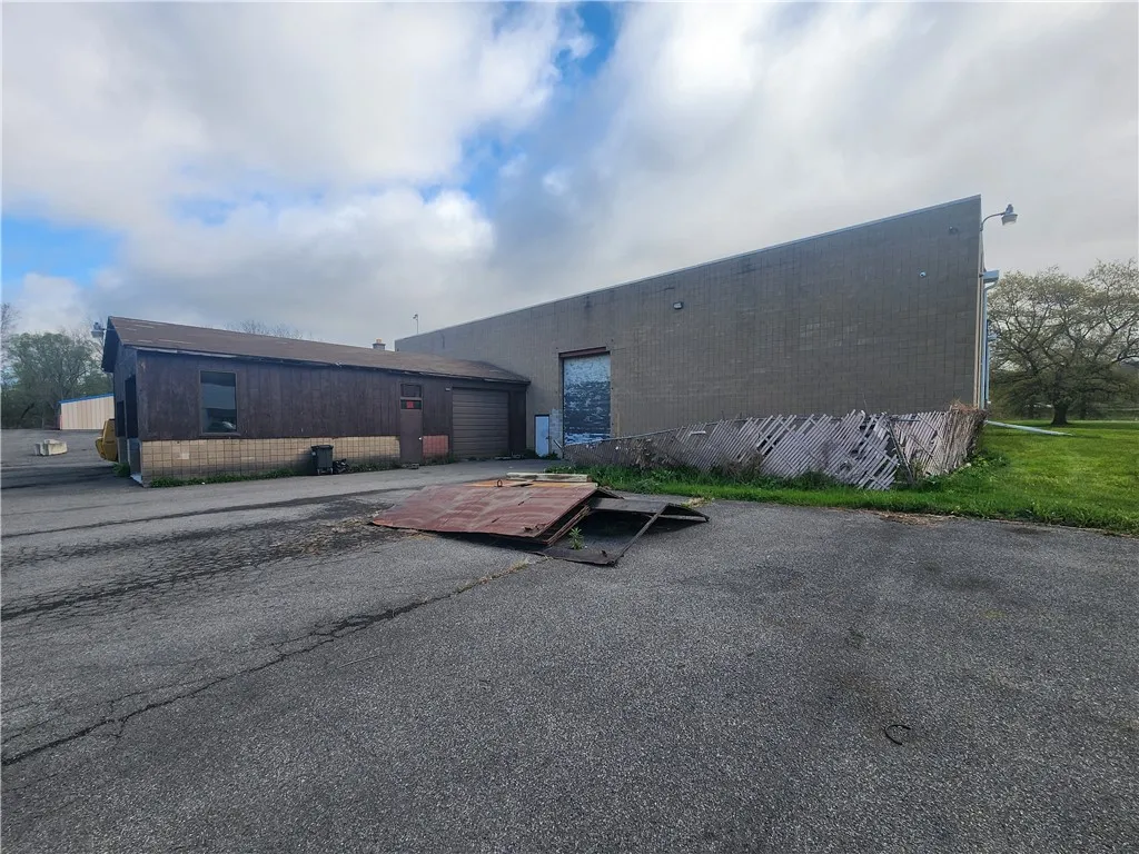 200 Industrial Park Road, Horseheads, New York 148, Horseheads, New York 14845, ,Commercial Sale,Closed,200 Industrial Park Road, Horseheads, New York 148,0,R1603115
