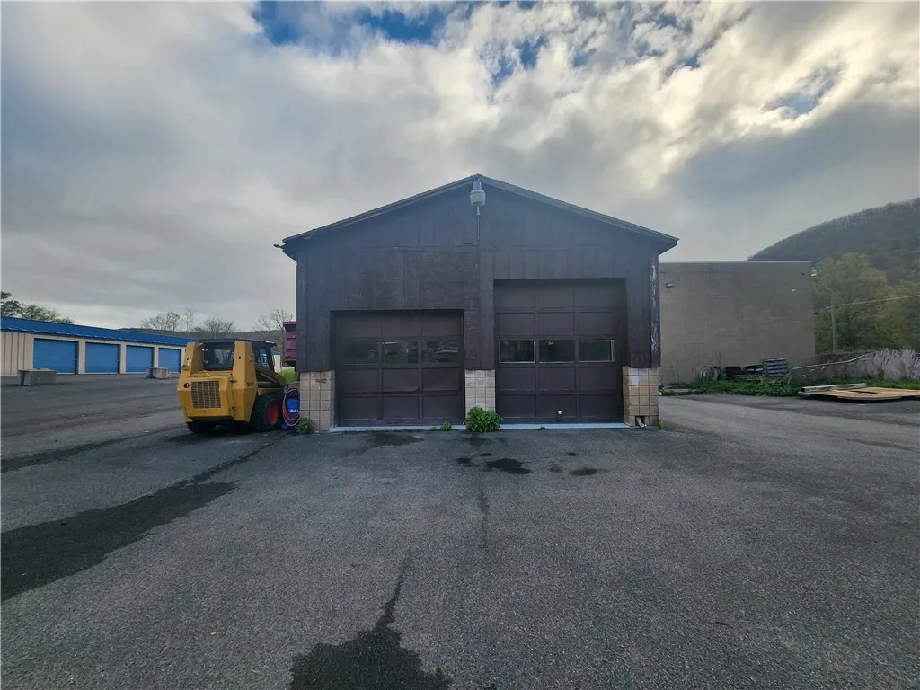 200 Industrial Park Road, Horseheads, New York 148, Horseheads, New York 14845, ,Commercial Sale,Closed,200 Industrial Park Road, Horseheads, New York 148,0,R1603115