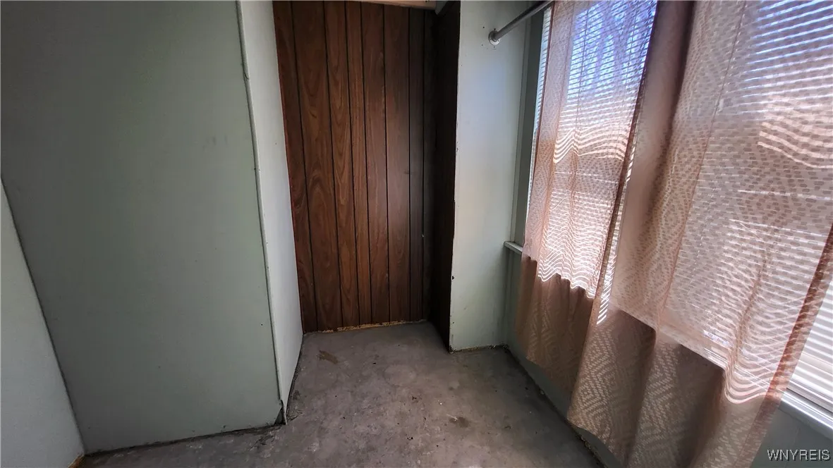 2047 Clinton Street, Buffalo, New York 14206, Buffalo, New York 14206, ,Commercial Sale,For Sale,2047 Clinton Street, Buffalo, New York 14206,0,B1602930
