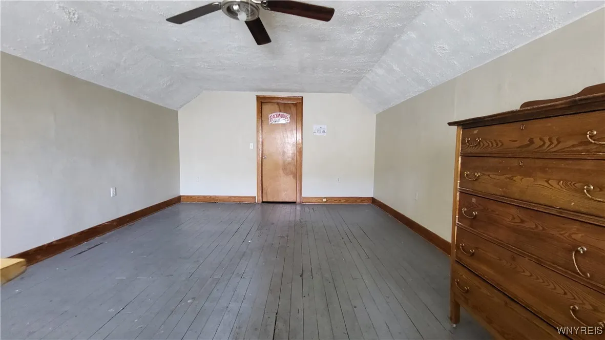 2047 Clinton Street, Buffalo, New York 14206, Buffalo, New York 14206, ,Commercial Sale,For Sale,2047 Clinton Street, Buffalo, New York 14206,B1602930
