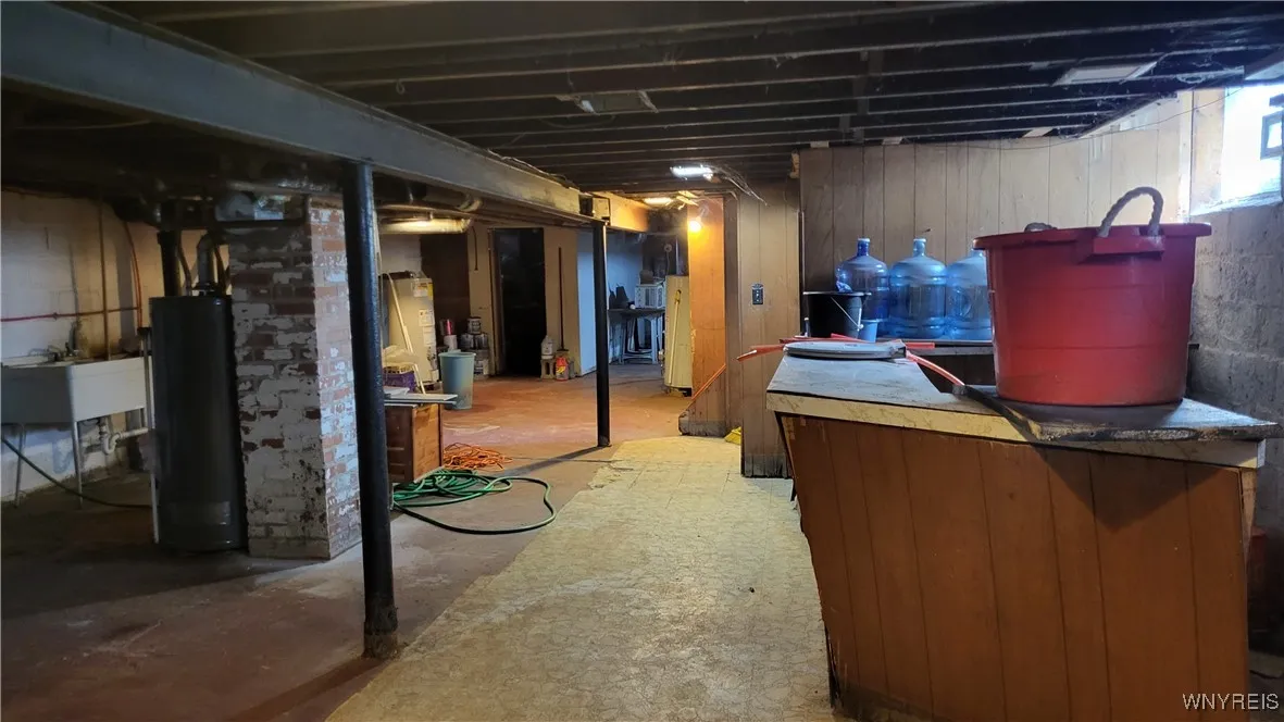 2047 Clinton Street, Buffalo, New York 14206, Buffalo, New York 14206, ,Commercial Sale,For Sale,2047 Clinton Street, Buffalo, New York 14206,B1602930