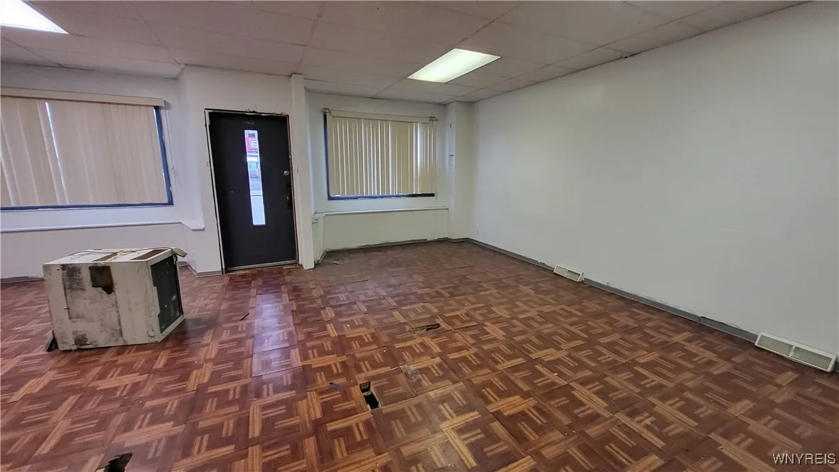2047 Clinton Street, Buffalo, New York 14206, Buffalo, New York 14206, ,Commercial Sale,For Sale,2047 Clinton Street, Buffalo, New York 14206,B1602930