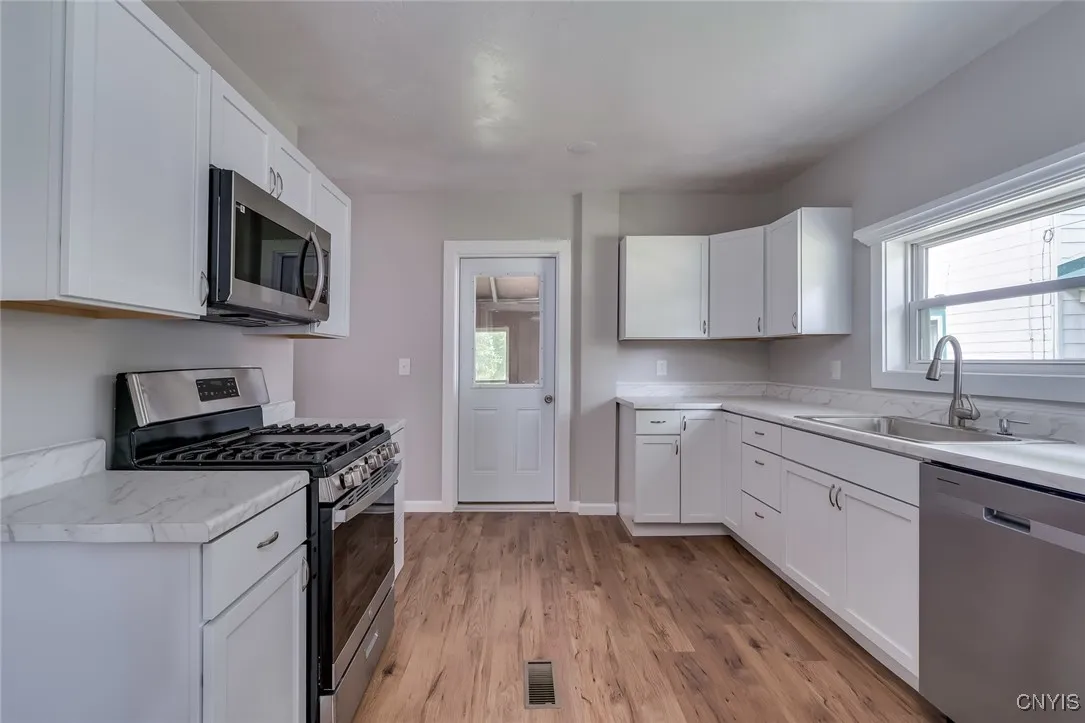 125 North Hamilton Street, Watertown-city, New Yor, Watertown City, New York 13601, 4 Bedrooms Bedrooms, ,2 BathroomsBathrooms,Residential,Closed,125 North Hamilton Street, Watertown-city, New Yor,S1600393