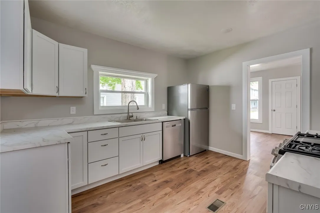 125 North Hamilton Street, Watertown-city, New Yor, Watertown City, New York 13601, 4 Bedrooms Bedrooms, ,2 BathroomsBathrooms,Residential,Closed,125 North Hamilton Street, Watertown-city, New Yor,S1600393