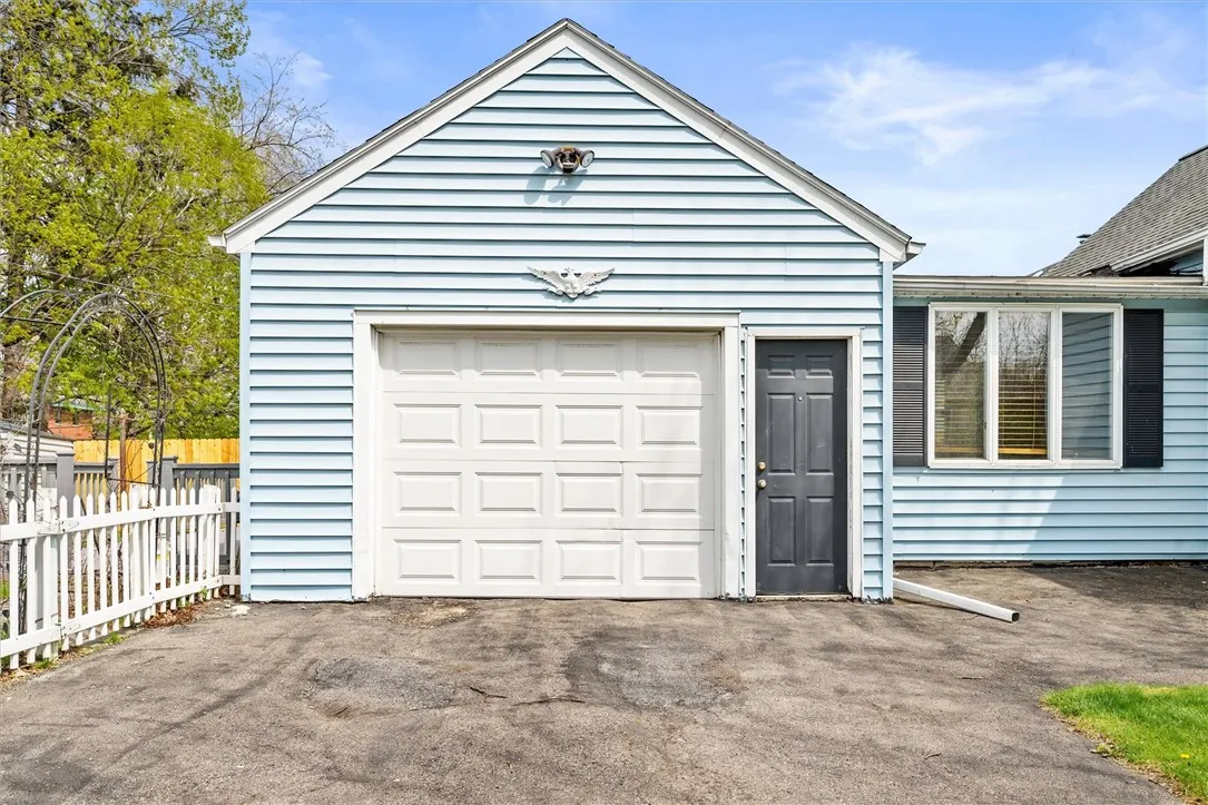 1914 Norton Street, Rochester, New York 14609, Rochester, New York 14609, 3 Bedrooms Bedrooms, 7 Rooms Rooms,1 BathroomBathrooms,Residential,Closed,1914 Norton Street, Rochester, New York 14609,0,R1602763