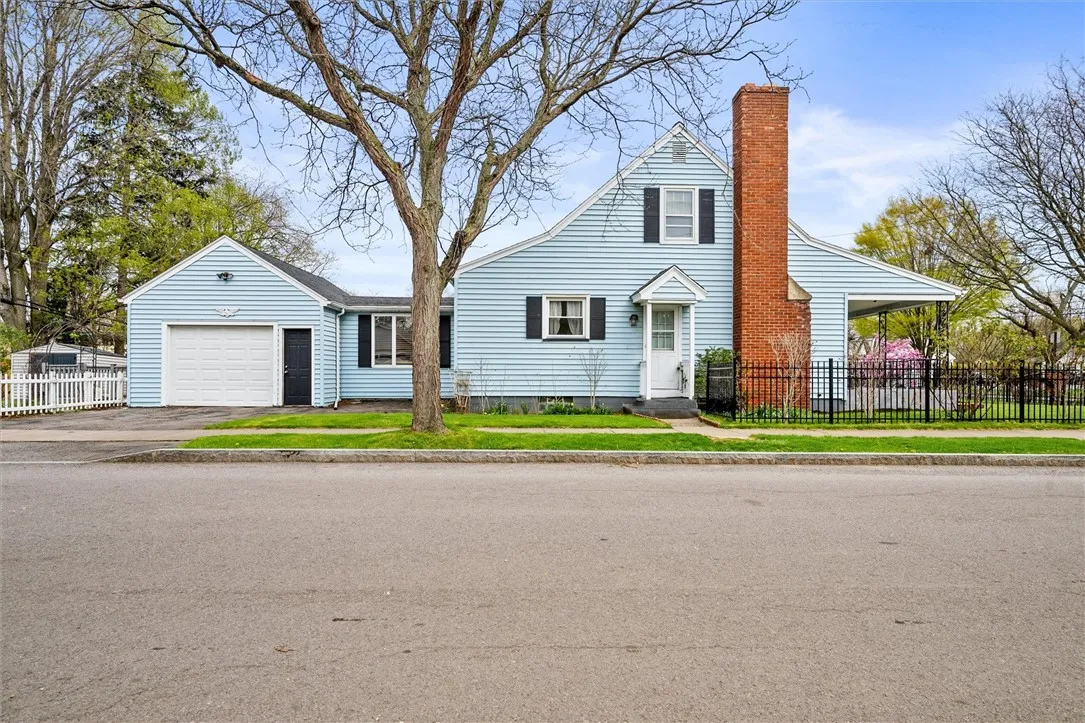 1914 Norton Street, Rochester, New York 14609, Rochester, New York 14609, 3 Bedrooms Bedrooms, 7 Rooms Rooms,1 BathroomBathrooms,Residential,Closed,1914 Norton Street, Rochester, New York 14609,0,R1602763