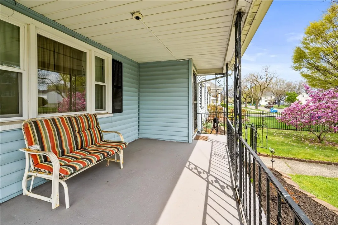 1914 Norton Street, Rochester, New York 14609, Rochester, New York 14609, 3 Bedrooms Bedrooms, 7 Rooms Rooms,1 BathroomBathrooms,Residential,Closed,1914 Norton Street, Rochester, New York 14609,0,R1602763