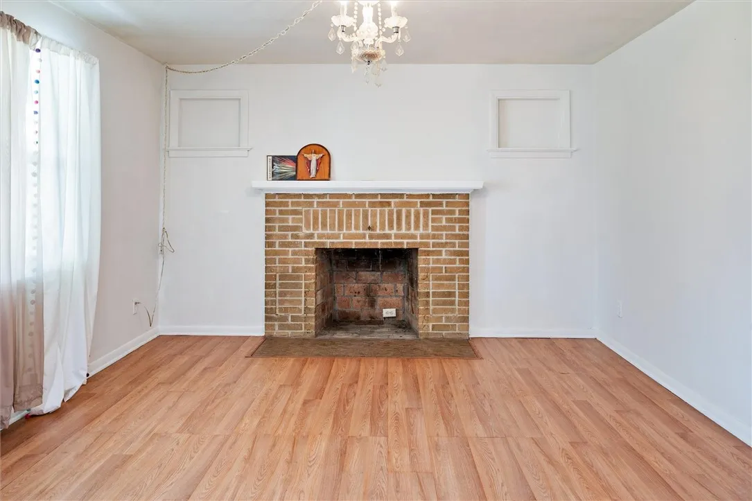 1914 Norton Street, Rochester, New York 14609, Rochester, New York 14609, 3 Bedrooms Bedrooms, 7 Rooms Rooms,1 BathroomBathrooms,Residential,Closed,1914 Norton Street, Rochester, New York 14609,0,R1602763
