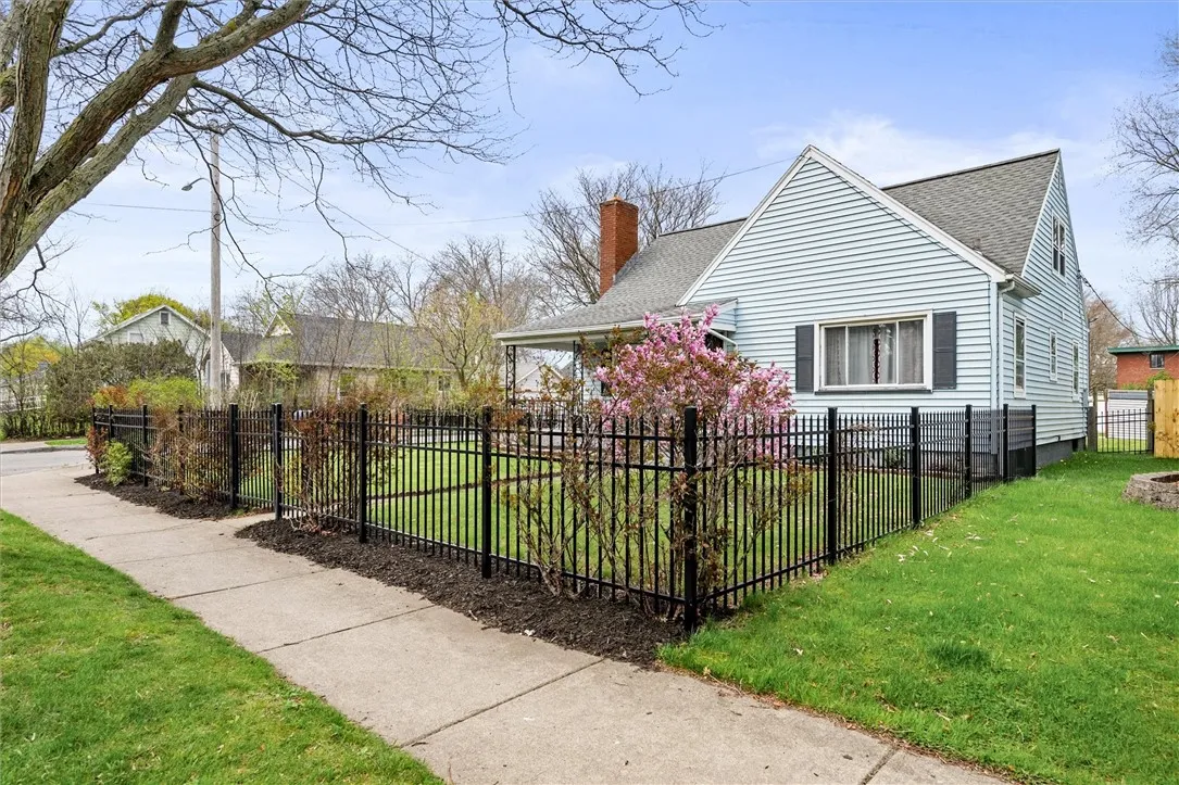 1914 Norton Street, Rochester, New York 14609, Rochester, New York 14609, 3 Bedrooms Bedrooms, 7 Rooms Rooms,1 BathroomBathrooms,Residential,Closed,1914 Norton Street, Rochester, New York 14609,0,R1602763