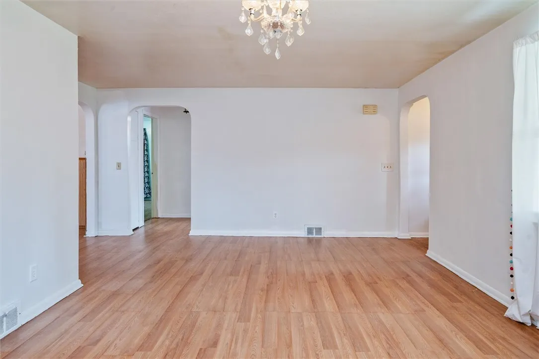 1914 Norton Street, Rochester, New York 14609, Rochester, New York 14609, 3 Bedrooms Bedrooms, 7 Rooms Rooms,1 BathroomBathrooms,Residential,Closed,1914 Norton Street, Rochester, New York 14609,0,R1602763
