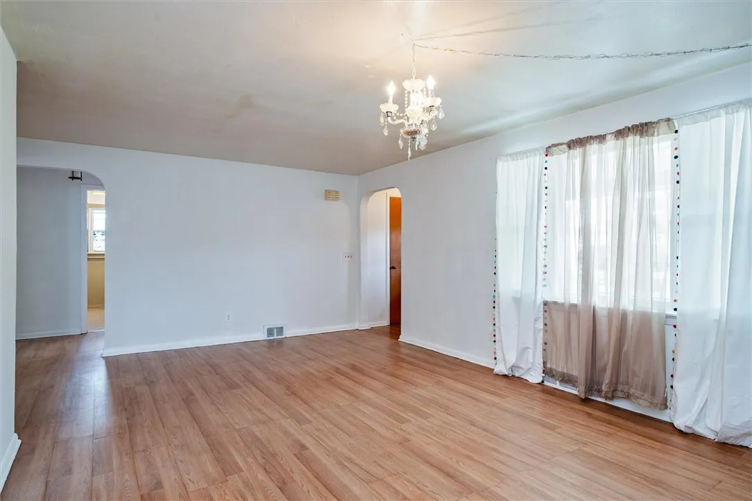 1914 Norton Street, Rochester, New York 14609, Rochester, New York 14609, 3 Bedrooms Bedrooms, 7 Rooms Rooms,1 BathroomBathrooms,Residential,Closed,1914 Norton Street, Rochester, New York 14609,0,R1602763