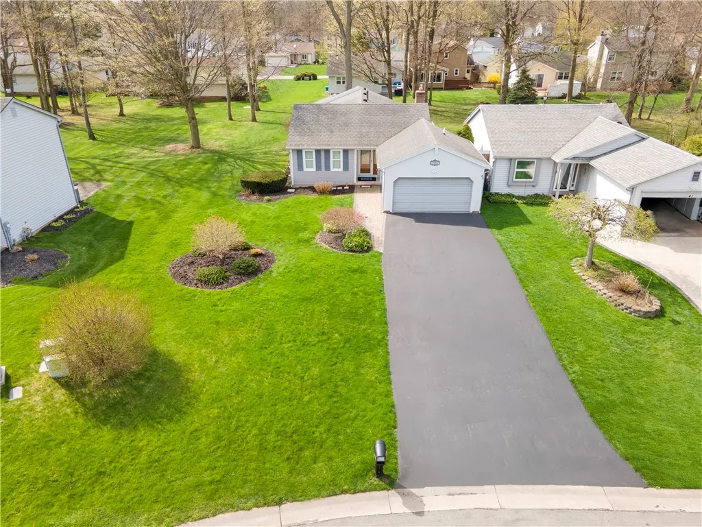 43 Ascott Lane, Webster, New York 14580, Webster, New York 14580, 3 Bedrooms Bedrooms, 7 Rooms Rooms,2 BathroomsBathrooms,Residential,Closed,43 Ascott Lane, Webster, New York 14580,0,R1598772