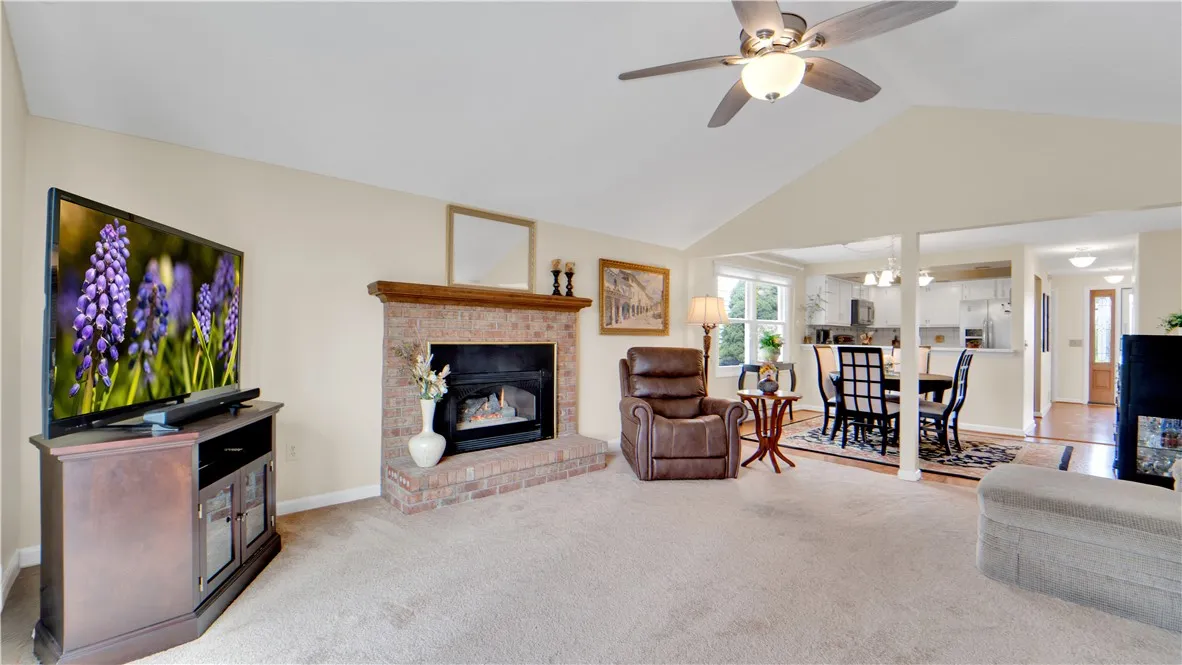 43 Ascott Lane, Webster, New York 14580, Webster, New York 14580, 3 Bedrooms Bedrooms, 7 Rooms Rooms,2 BathroomsBathrooms,Residential,Closed,43 Ascott Lane, Webster, New York 14580,0,R1598772