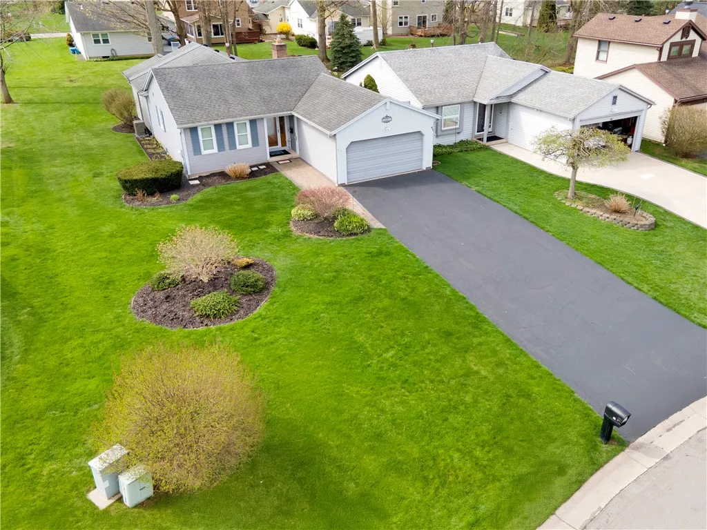 43 Ascott Lane, Webster, New York 14580, Webster, New York 14580, 3 Bedrooms Bedrooms, 7 Rooms Rooms,2 BathroomsBathrooms,Residential,Closed,43 Ascott Lane, Webster, New York 14580,0,R1598772
