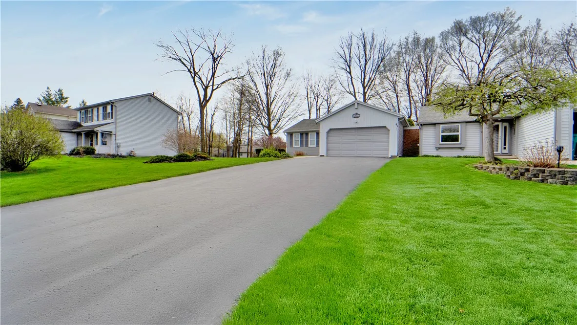 43 Ascott Lane, Webster, New York 14580, Webster, New York 14580, 3 Bedrooms Bedrooms, 7 Rooms Rooms,2 BathroomsBathrooms,Residential,Closed,43 Ascott Lane, Webster, New York 14580,0,R1598772