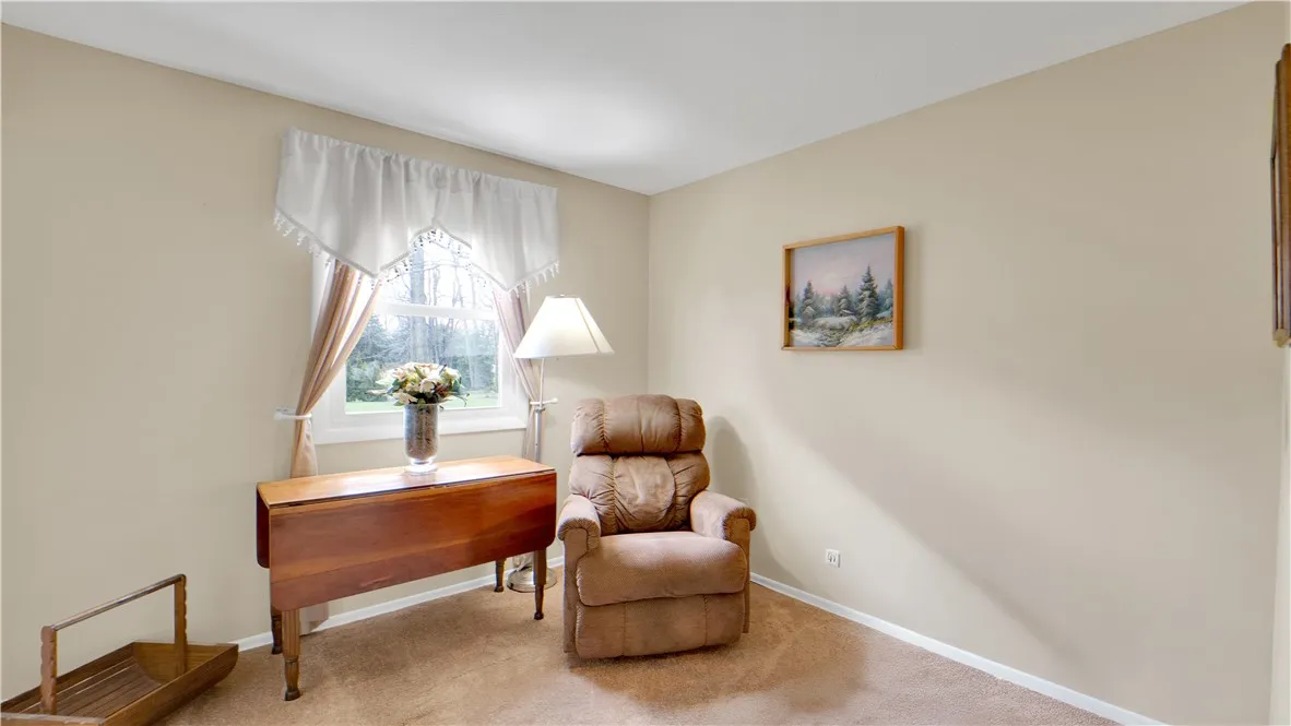 43 Ascott Lane, Webster, New York 14580, Webster, New York 14580, 3 Bedrooms Bedrooms, 7 Rooms Rooms,2 BathroomsBathrooms,Residential,Closed,43 Ascott Lane, Webster, New York 14580,0,R1598772