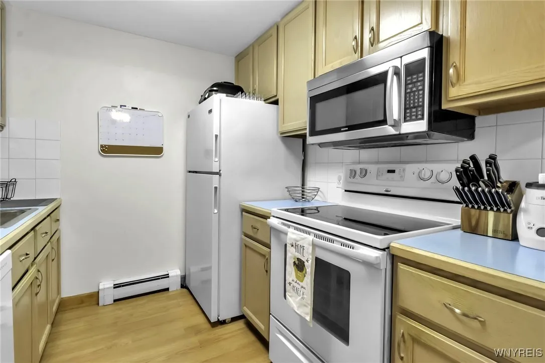 1178 Indian Church Road 32, West Seneca, New York, West Seneca, New York 14224, 2 Bedrooms Bedrooms, 5 Rooms Rooms,1 BathroomBathrooms,Residential,Closed,1178 Indian Church Road 32, West Seneca, New York ,0,B1602719
