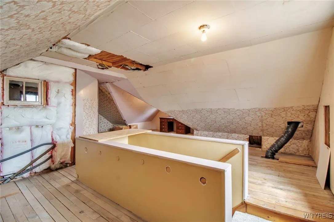 24 Meridian Street, Lancaster, New York 14043, Lancaster, New York 14043, 3 Bedrooms Bedrooms, 5 Rooms Rooms,2 BathroomsBathrooms,Residential,Closed,24 Meridian Street, Lancaster, New York 14043,0,B1603218