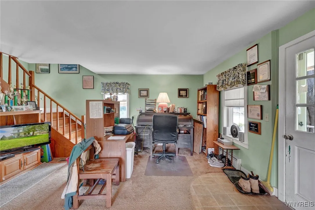 9247 North Protection Road, Holland, New York 1408, Holland, New York 14080, 2 Bedrooms Bedrooms, 6 Rooms Rooms,2 BathroomsBathrooms,Residential,Closed,9247 North Protection Road, Holland, New York 1408,B1602568