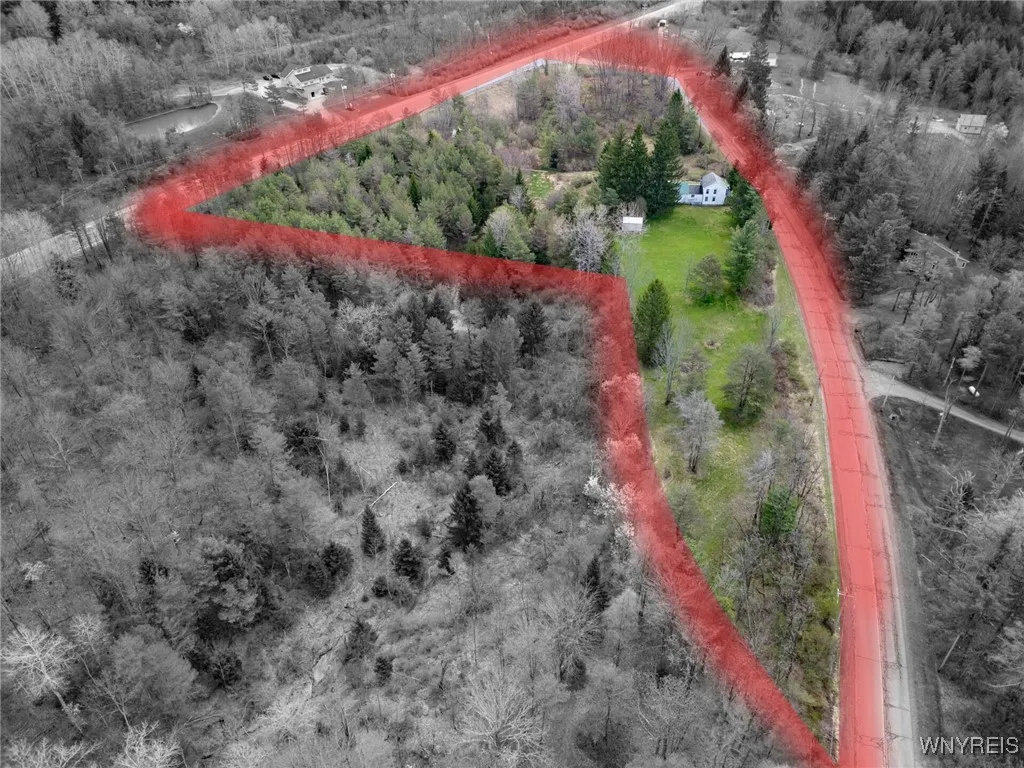 9247 North Protection Road, Holland, New York 1408, Holland, New York 14080, 2 Bedrooms Bedrooms, 6 Rooms Rooms,2 BathroomsBathrooms,Residential,Closed,9247 North Protection Road, Holland, New York 1408,B1602568