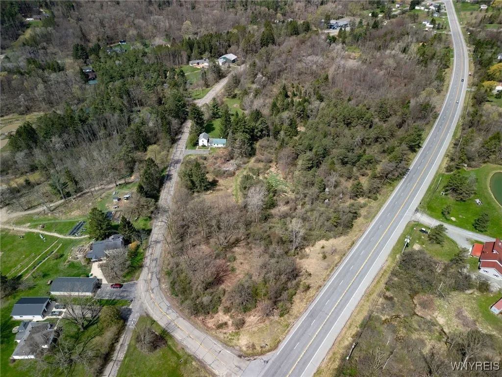 9247 North Protection Road, Holland, New York 1408, Holland, New York 14080, 2 Bedrooms Bedrooms, 6 Rooms Rooms,2 BathroomsBathrooms,Residential,Closed,9247 North Protection Road, Holland, New York 1408,B1602568