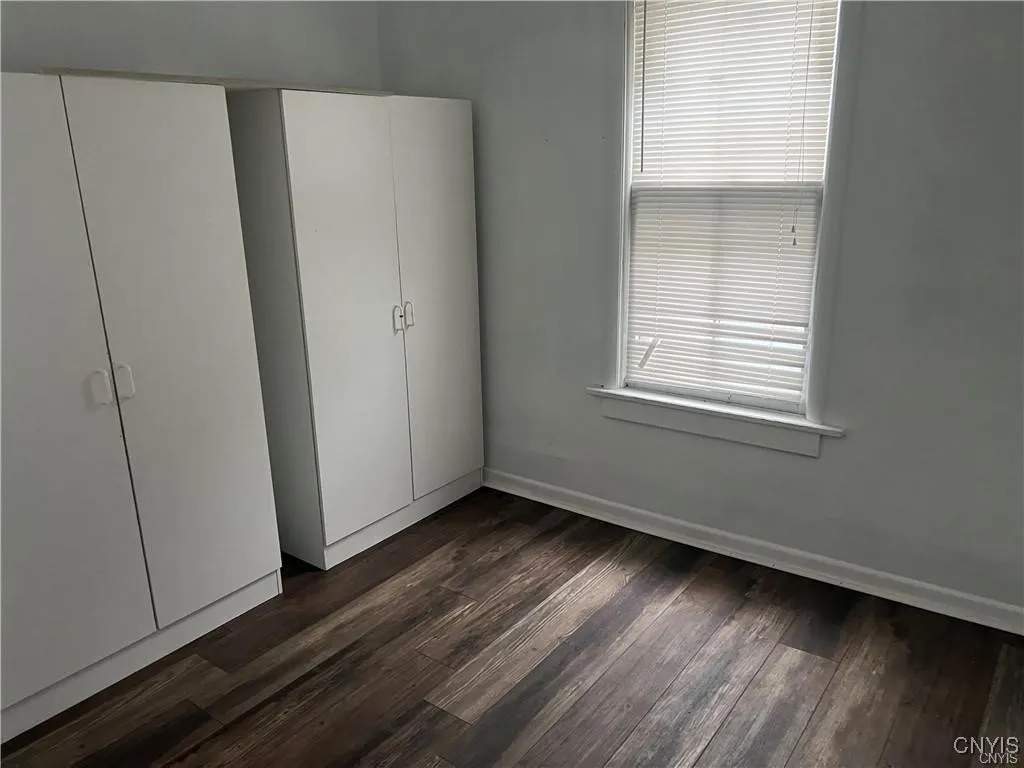 2 Kellogg Avenue, Utica, New York 13502, Utica, New York 13502, 7 Bedrooms Bedrooms, ,4 BathroomsBathrooms,Residential,Closed,2 Kellogg Avenue, Utica, New York 13502,0,S1603302