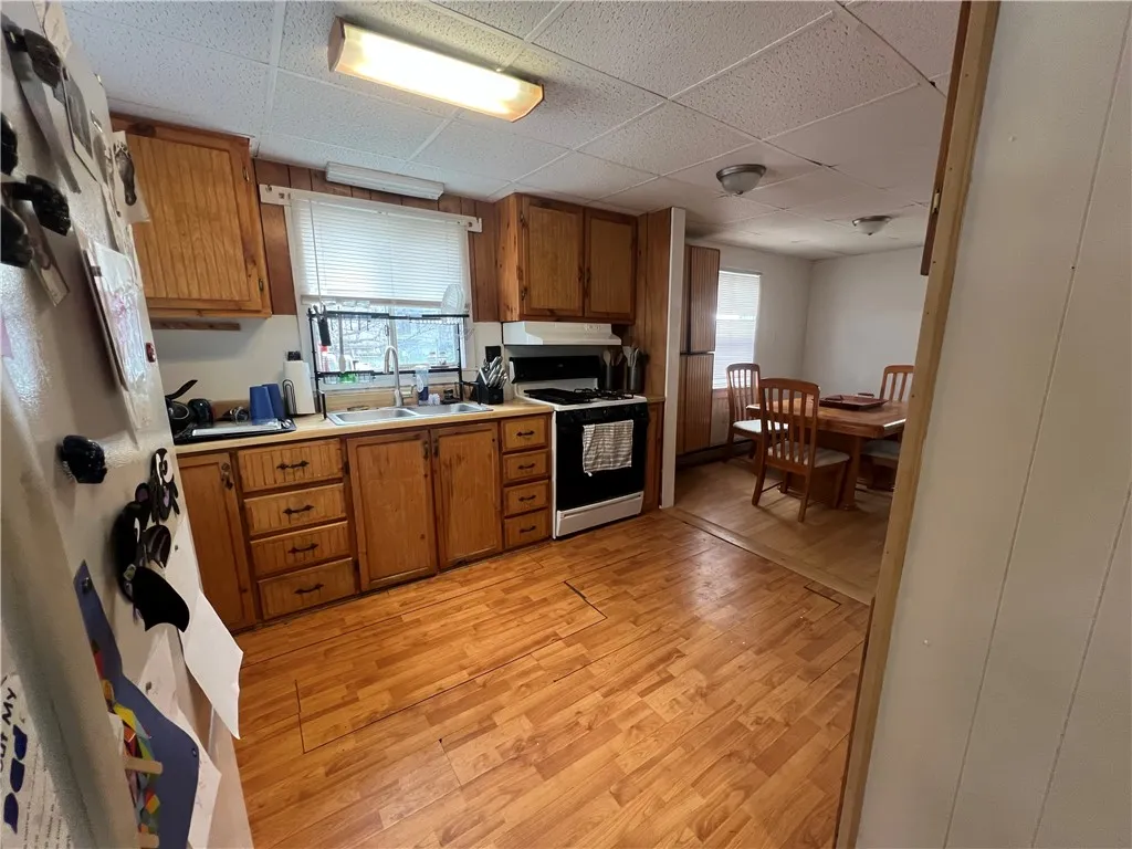 3768 Franklin Street Road, Sennett, New York 13021, Sennett, New York 13021, 3 Bedrooms Bedrooms, 6 Rooms Rooms,1 BathroomBathrooms,Residential,Closed,3768 Franklin Street Road, Sennett, New York 13021,0,R1603145