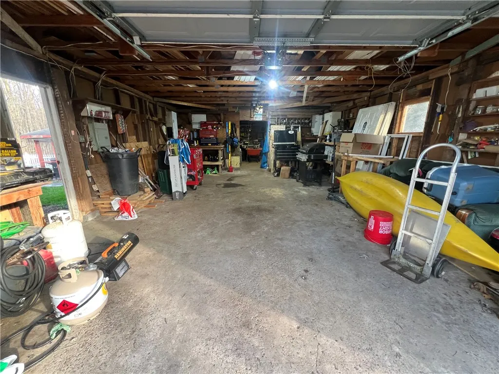 3768 Franklin Street Road, Sennett, New York 13021, Sennett, New York 13021, 3 Bedrooms Bedrooms, 6 Rooms Rooms,1 BathroomBathrooms,Residential,Closed,3768 Franklin Street Road, Sennett, New York 13021,0,R1603145