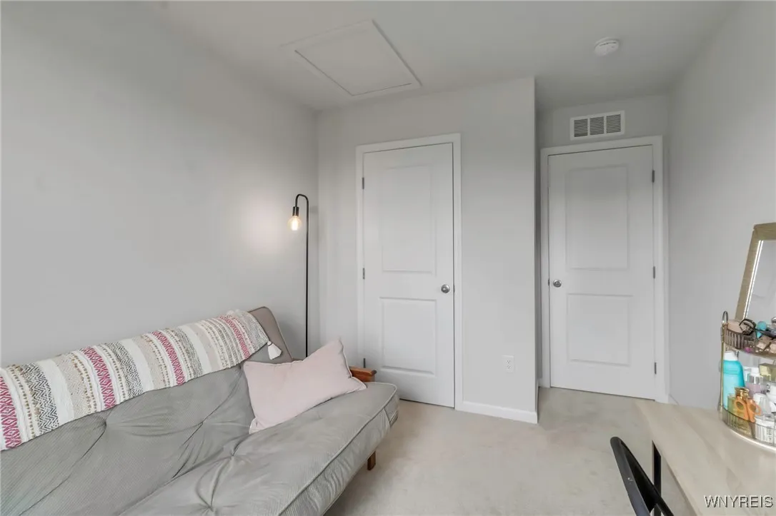 3rd bedroom (guest room) with closet shown