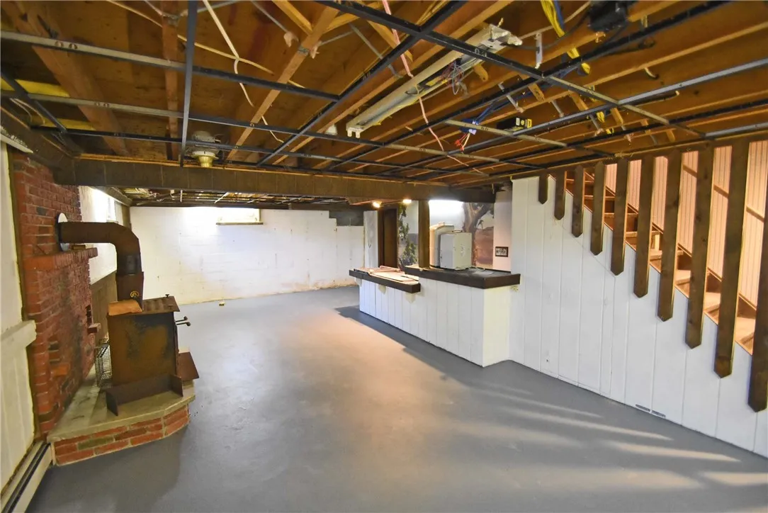Large dry basement