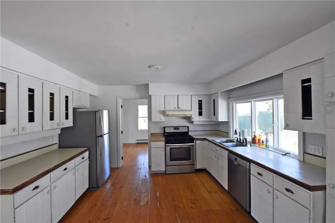 150 Monroe Drive, Horseheads, New York 14845, Horseheads, New York 14845, 4 Bedrooms Bedrooms, 9 Rooms Rooms,2 BathroomsBathrooms,Residential,For Sale,150 Monroe Drive, Horseheads, New York 14845,R1602754