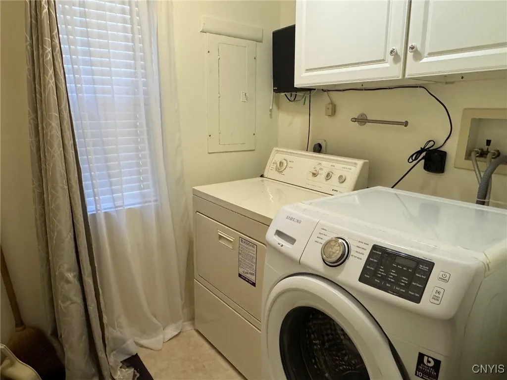812 Fairway Circle, Van Buren, New York 13027, Van Buren, New York 13027, 2 Bedrooms Bedrooms, 6 Rooms Rooms,1 BathroomBathrooms,Residential Lease,Closed,812 Fairway Circle, Van Buren, New York 13027,0,S1603231